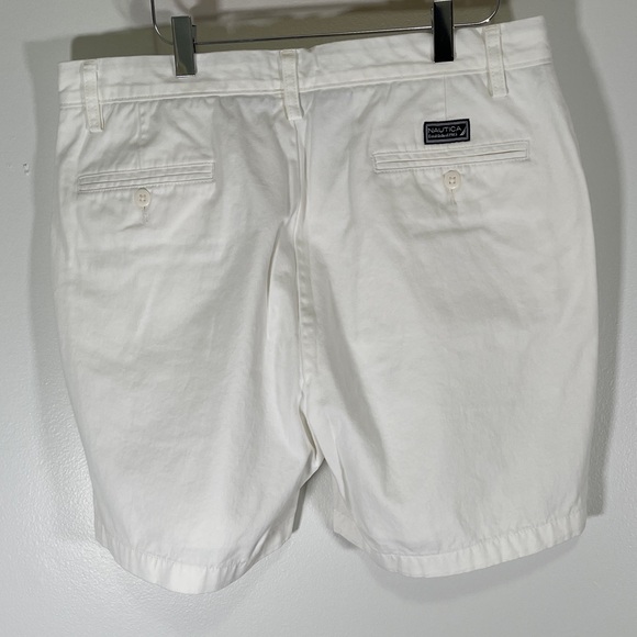 NWOT Nautica Men's White Shorts - Picture 2 of 6